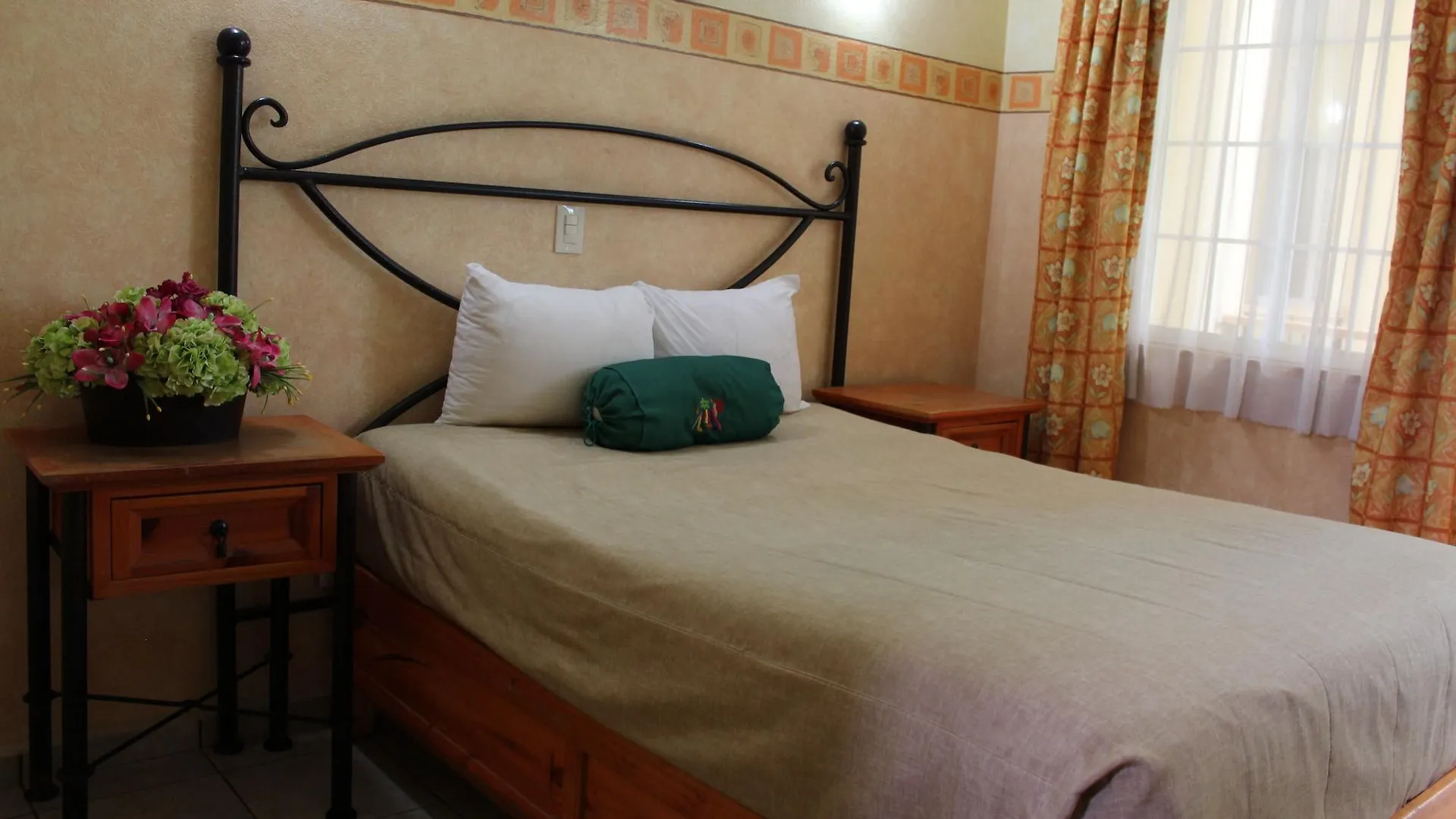 Hotel Plaza Poblana Heroica Puebla de Zaragoza 4*,